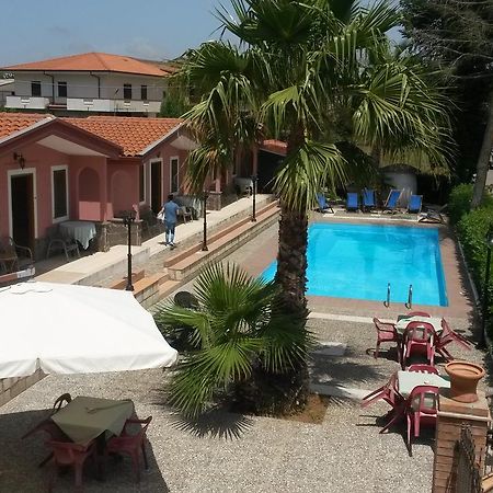 Hotel La Pineta Joppolo Eksteriør bilde